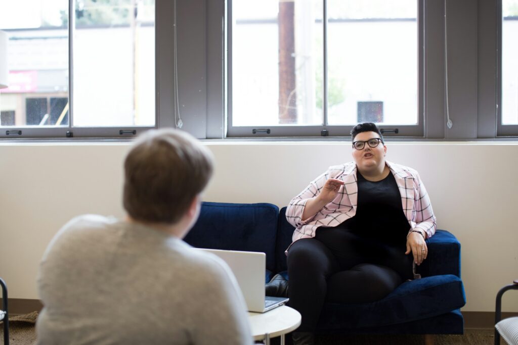 Enhancing Workplace Communication: How InStaff Connects and Collaborates Across Distances