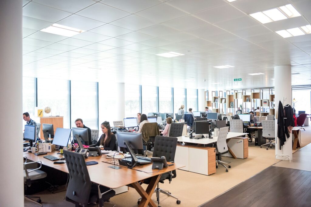Wrapping Up the Year: A Step-by-Step Guide for HR Teams and Businesses