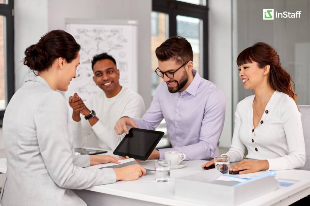 From Punch Clocks to Digital Time Tracking- Why Modern Businesses Are Making the Switch
